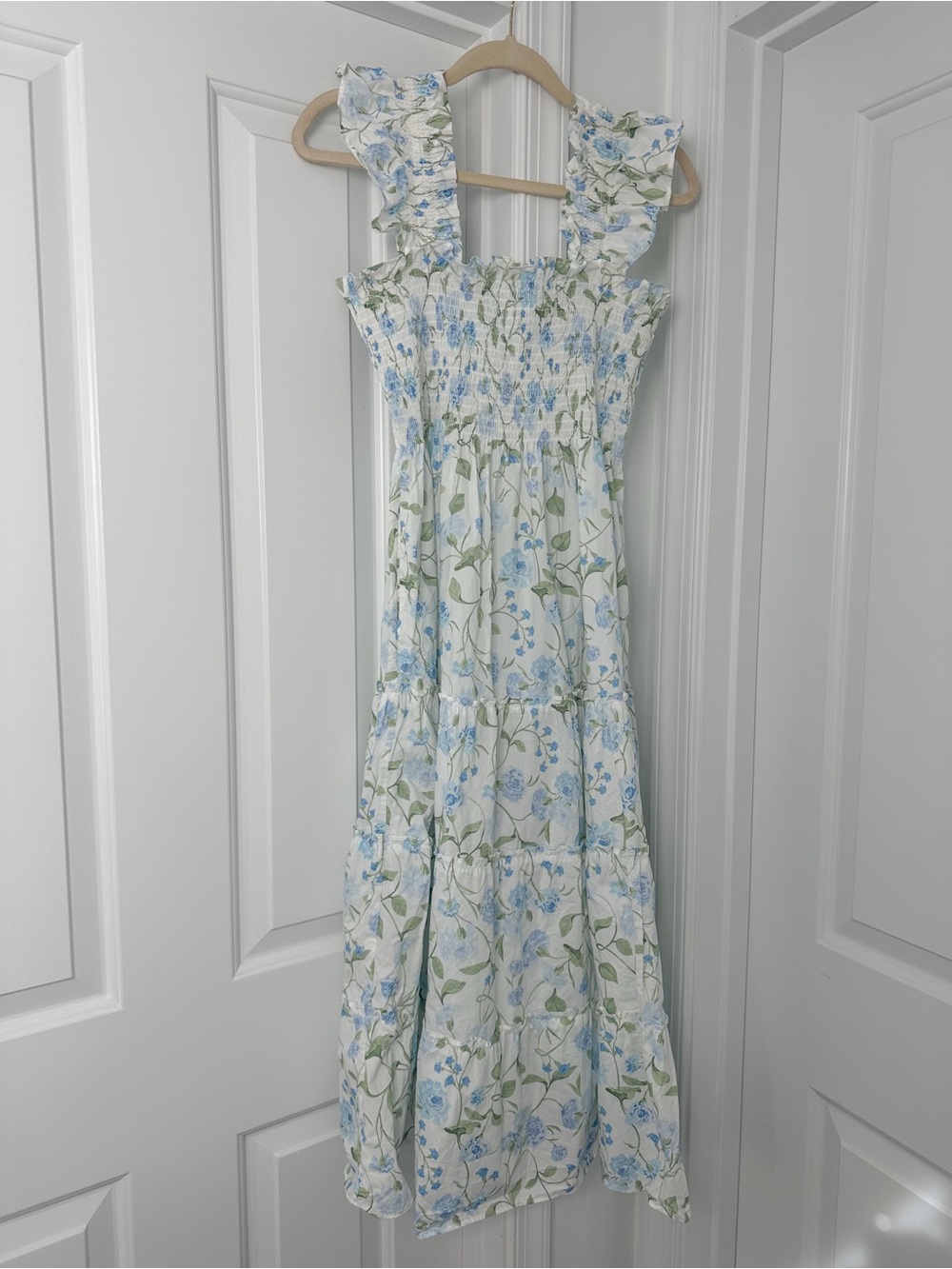 Hill House Blue Peony Ellie Nap Dress size Medium VGUC